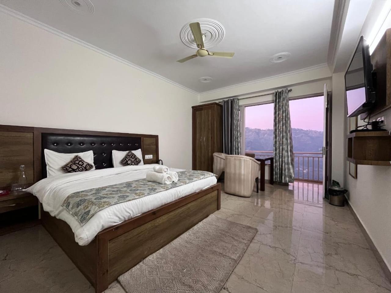 Hotel Tribe View - Away From City Hustle !! Top Rated & Most Awarded Property !! A Peaceful Stay Касаули Экстерьер фото